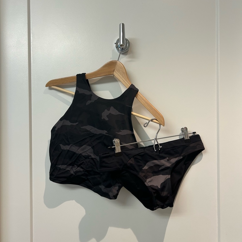Athleta black and grey camo tankini